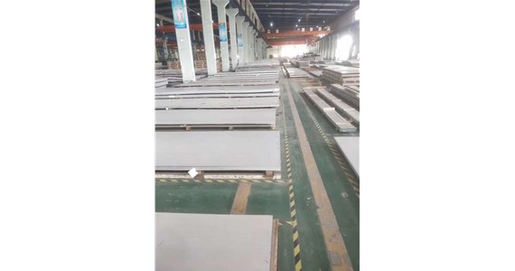 【太原不銹鋼板廠家】解析：不銹鋼產(chǎn)品作為將建筑材料的優(yōu)勢(shì)有哪些？